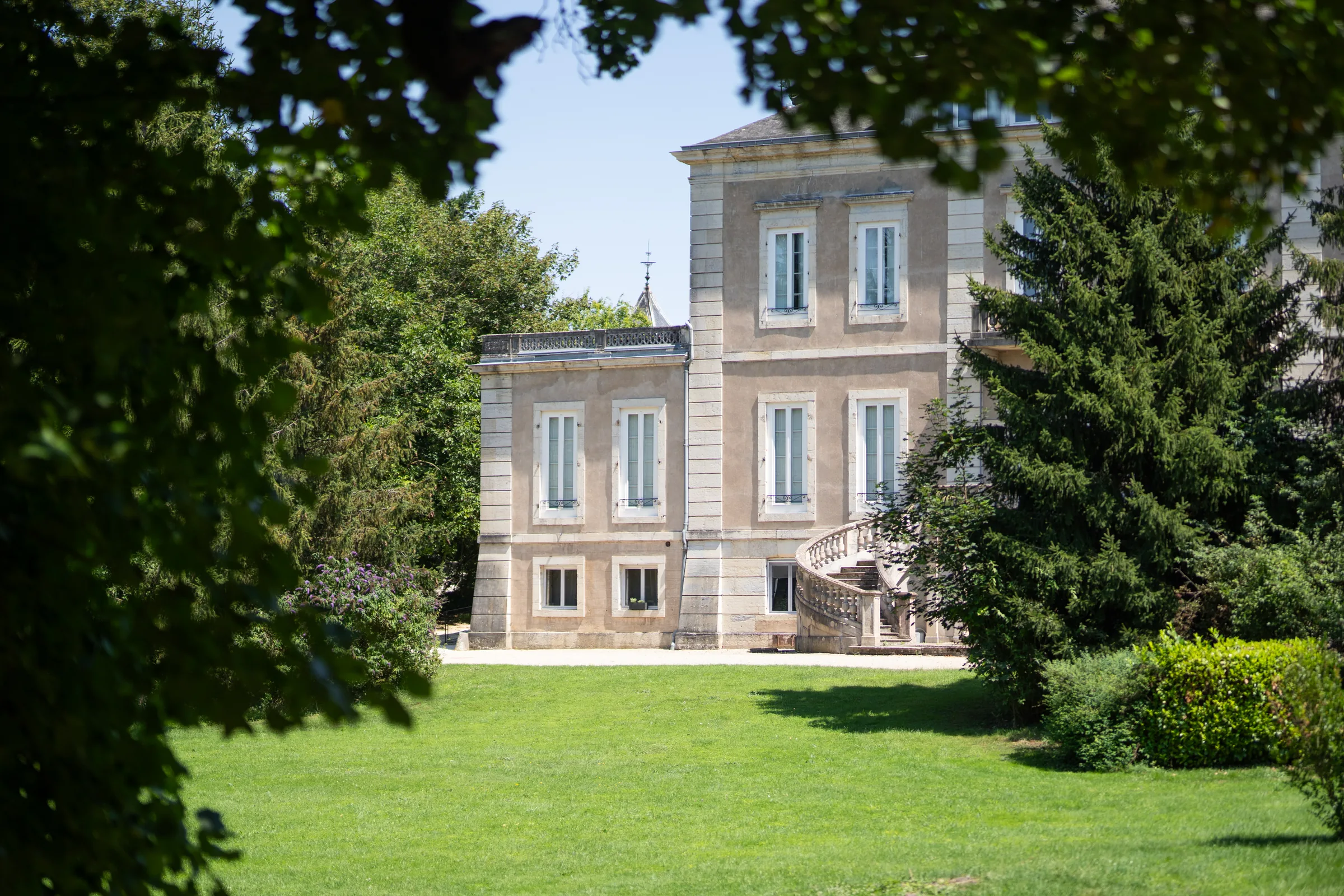Façade du château côté parc Façade du château côté parc